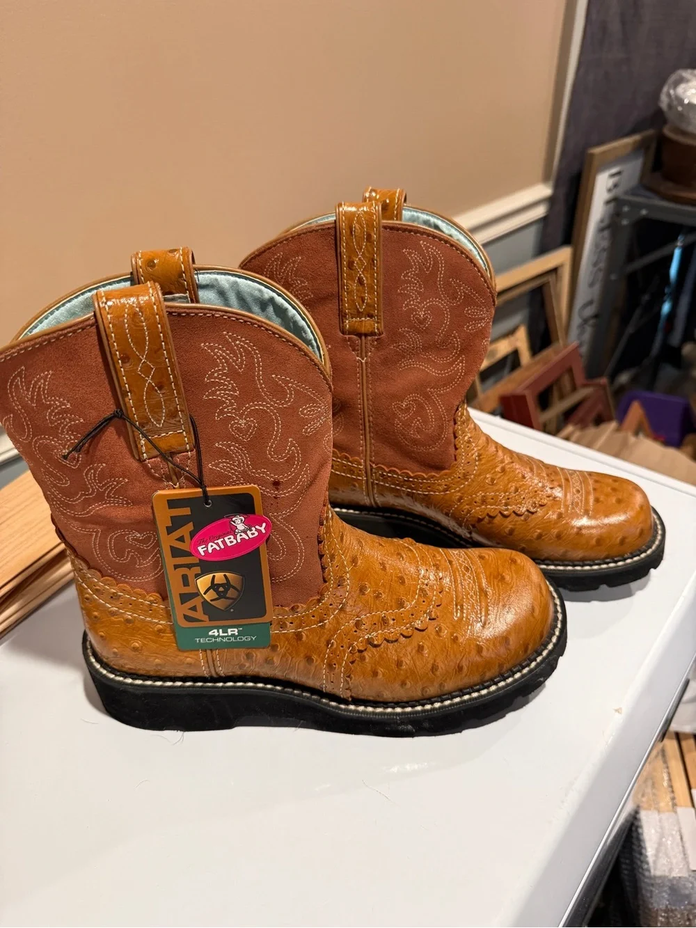 Ariat Fatbaby Tan Ostrich-Texture Pull-On Western Boots brand new with tags
